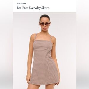 Abercrombie and Fitch Brown Gingham Bra Free Everyday Skort 🐻 NWT! Size medium!